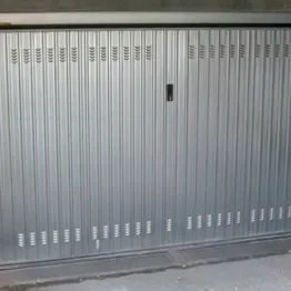 Porta basculante